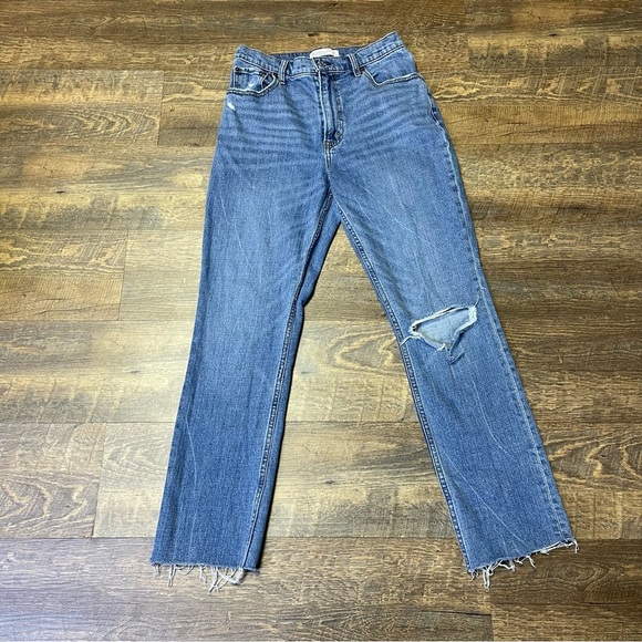 Abercrombie & Fitch 90’s Slim Straight Ultra High Rise Blue Jeans Women’s 28/6 - Picture 1 of 9